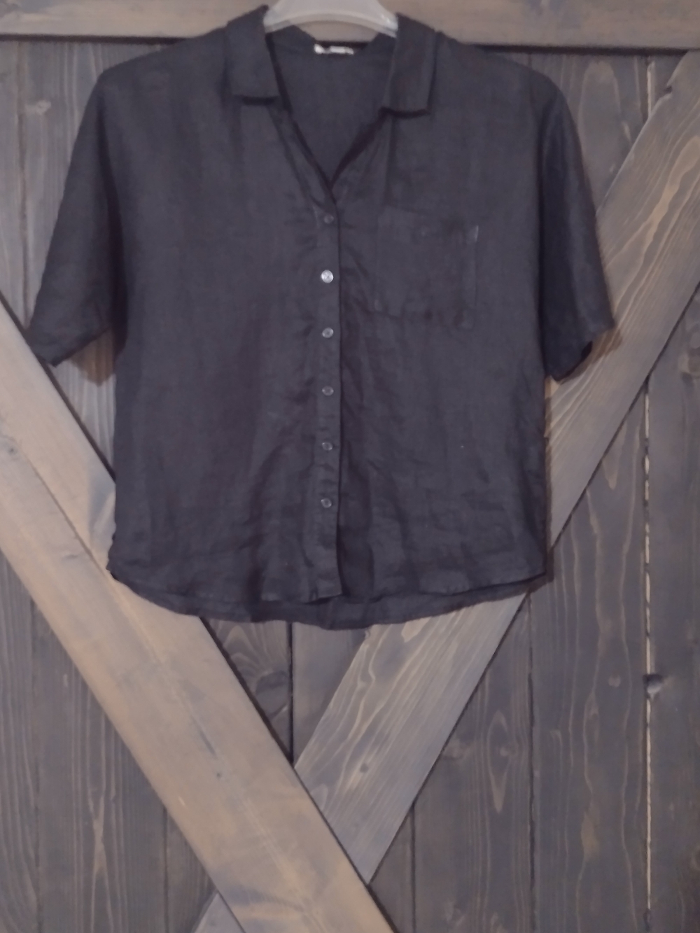 Garnet Hill 100% Linen Black Short-Sleeve Button-up Shirt - Women - Picture 2 of 8